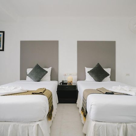 Noble House Patong Hotel Екстериор снимка