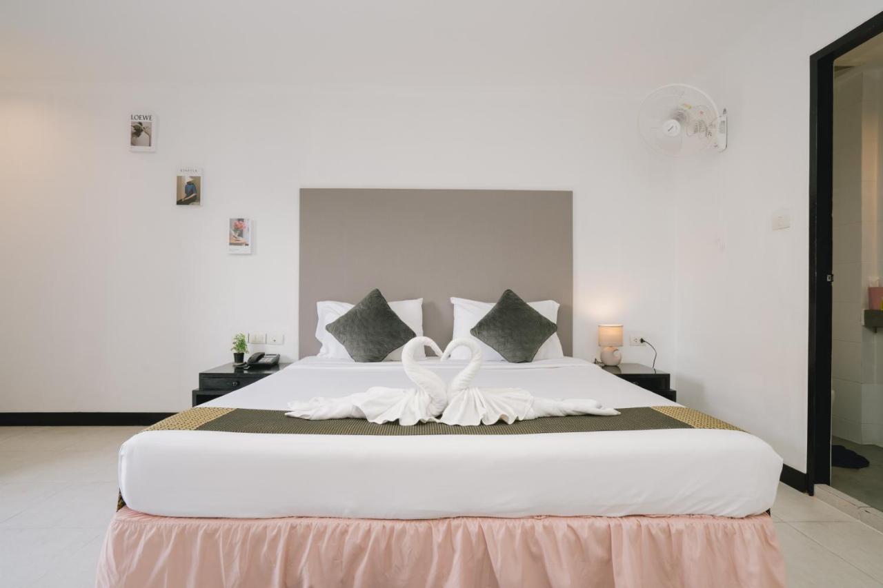 Noble House Patong Hotel Екстериор снимка