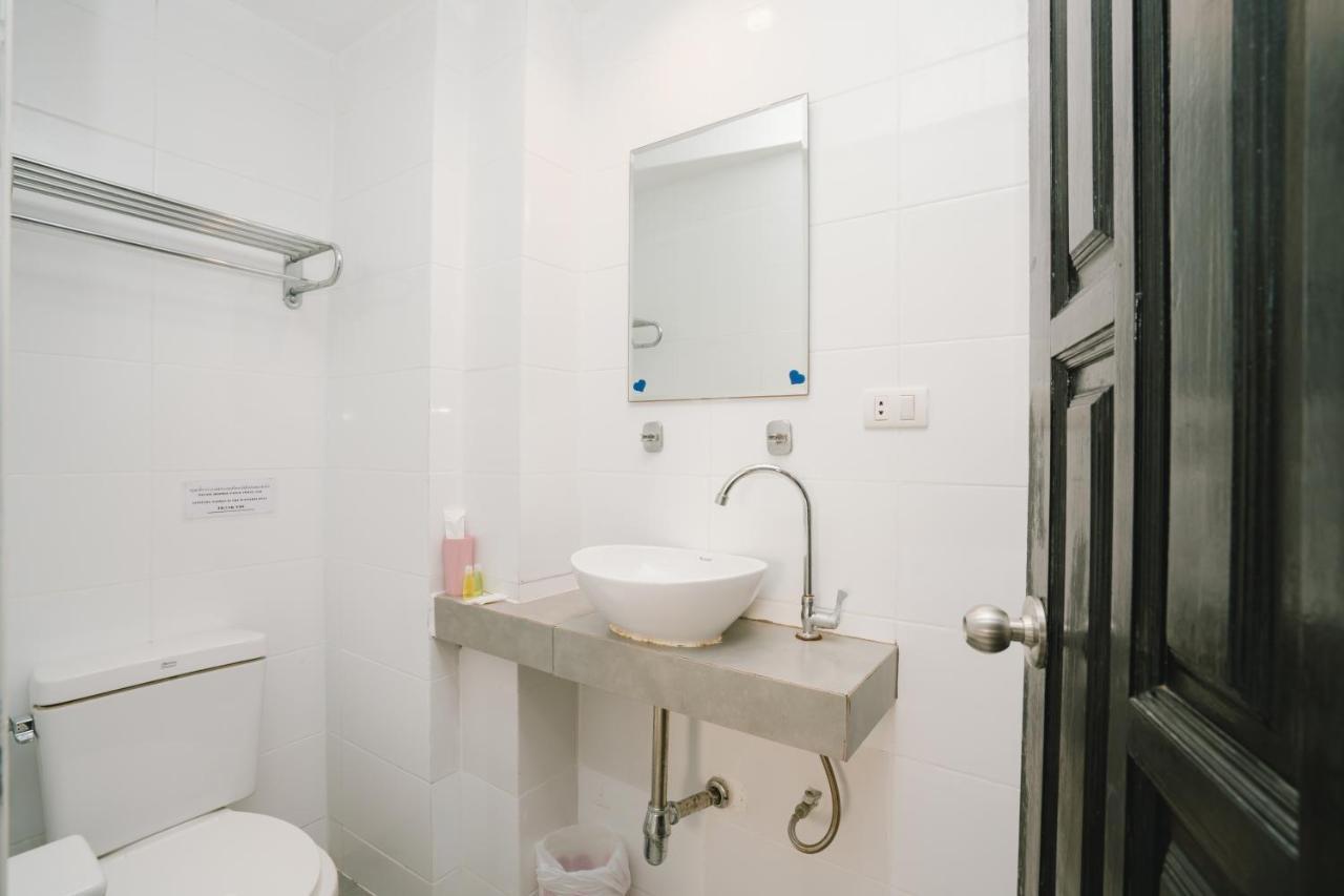 Noble House Patong Hotel Екстериор снимка